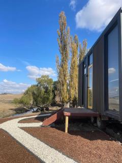 Honeysuckle Escape by Tiny Away - Gundagai - 4