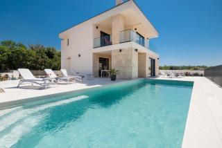 Villa AMARIS with private heated pool - Malinska - 9