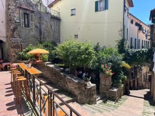 “ Nel Vecchio Carruggio” - Sanremo - 6