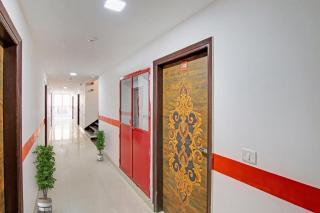Hotel O Check Inn - Nuova Delhi - 8