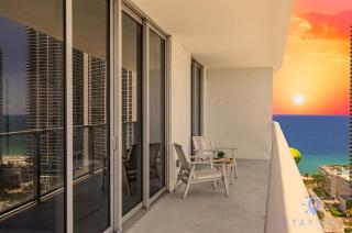 Luxury 3 Br - Corner Balcony - Panoramic View - Pools - Hollywood - 7