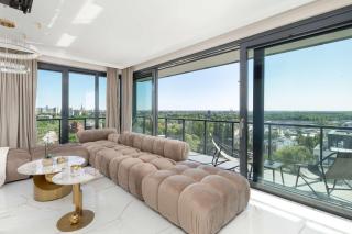 Dazzling Apartment with Balcony and 3 Parking Spaces in Szczecin by Renters Prestige - Stettin - 0