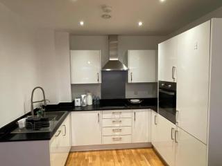 Dartford Apartment - Sleeps 3 - Central Stay - Dartford - 8