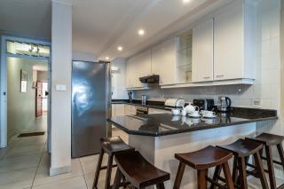 Skiathos 8 - FAMILY ONLY - Max 6 adults and 2 children - Ballito - 2