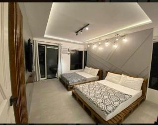 Amazing 4 bedroom Home - 5