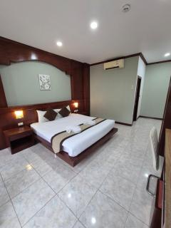 New Forest Patong - 8