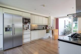 Large Kenmare home sleeping 10. Free use of pool - Kenmare - 4