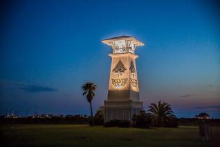 Cozy Beach Home with Resort Amenities, Oceanbay, lake views and 3 decks! - Galveston - 2