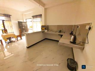 Odeliya Sea Side Homestay - Nikawatawana - 0