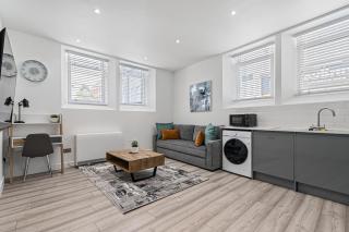 The Nook - 2 min from Station - Free Parking - Courtyard - Swindon - 6