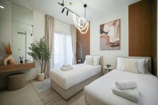 SettlerHomes - Royal Oceanic Elite With Huge Terrace - 8