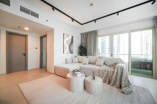 SettlerHomes - Royal Oceanic Elite With Huge Terrace - 6