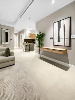 GR- 3 Bedroom High-End Apartment - 7