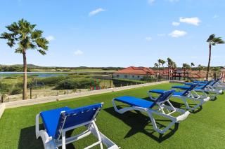 Fairway View - Gated Large Pool 4mins to Beach - Noord - 5