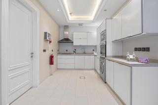 GR - Elegant 2-BDR Apartment Central Location - Riyadh - 3