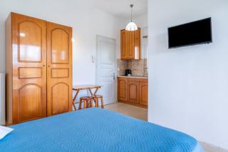 Neptune Apartment - - 1