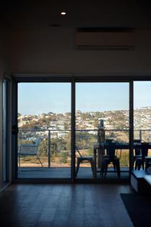 ALMA - sun filled stylish beach house - Torquay - 2