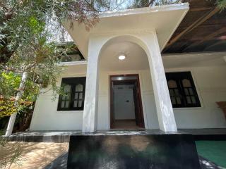 Silva Hostel & Rooms - Trincomalee - 2