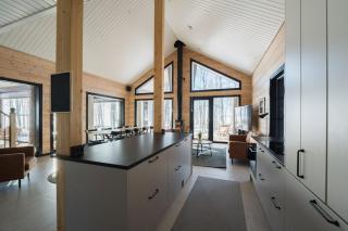 Iisland Aava - - 0