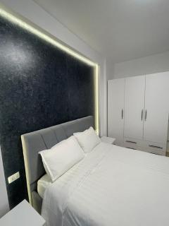 Grey Opal Apartment - Tirana - 5