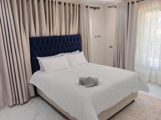 Juliet Royal Villa Monavale Avondale west - 7