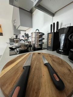 Inviting and modern 2 BR apartment walk to centre - Belfast - 3