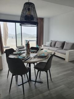 Nieuw lux modern 4 p appartement met zeezicht - 2