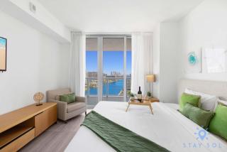 Infinite View, Balcony, Gym, Amazing Pool - Hallandale Beach - 3