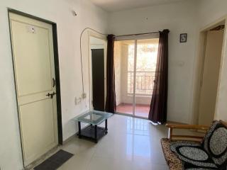 Entire 2BHK Flat For Accommodation - Pune - 5