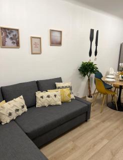 PARIS-MONTROUGE Magnifique Appartement 2 pièce de 36m2 - très cosy pour 1 à 5 personnes refait à neuf - ENTIRE APARTMENT LUXIRIOUS AND WARM - Montrouge Paris 14ème - Proche Aéroport Orly & Parc Expositions Porte de Versailles FREE WIFI GRATUIT - Montrouge - 5