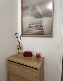 PARIS-MONTROUGE Magnifique Appartement 2 pièce de 36m2 - très cosy pour 1 à 5 personnes refait à neuf - ENTIRE APARTMENT LUXURIOUS AND WARM - Montrouge Paris 14ème - Proche Aéroport Orly & Parc Expositions Porte de Versailles FREE WIFI GRATUIT - 3