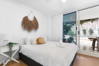 City Escape - Newcastle CBD - Spacious Apartment with a Beautiful Courtyard - Newcastle - 9