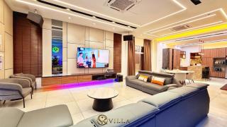 SK Villa With 35Pax JACUZZI Swimming Pool Karaoke BBQ PooL Table - Malacca - 1