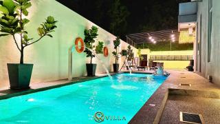SK Villa With 35Pax JACUZZI Swimming Pool Karaoke BBQ PooL Table - Malacca - 9