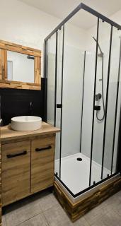 Joli studio avec terrasse - Sallanches - 2