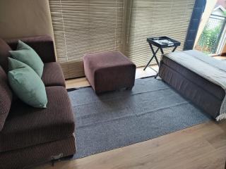 High-Rise Nest - Vosburg - 1