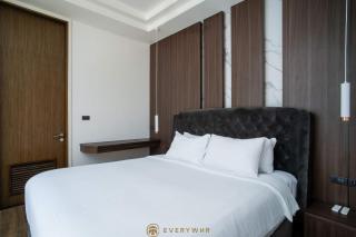 Villa Lyrah - 10BR Villa with 2 Pools in Phuket - Ban Kata - 1