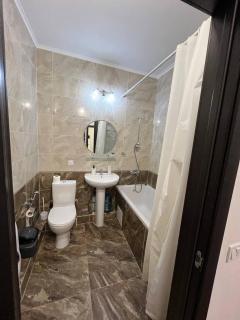 Nyvky Like Home - Нивки Парк з балконом і ванною 64 - 2