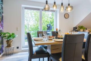 Tropengeflüster, exclusives Penthouse mit Whirlpool und Panoramablick über Hof - Hof - 7