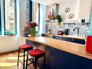 Trendy Ruzafa Neighborhood - Spacious Luxury 3BR with Double Terrace - Valencia - 2