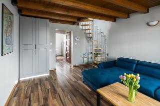 BIG Apartments for GROUPS - different locations - 1