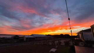 Marbles House - 4 Bedrooms, 8 Beds, Sleeps 10 - Pet Friendly - Hindmarsh Island - 8