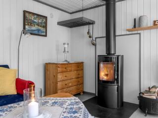 Chalet Sandrabu by Interhome - Øyuvstad - 3