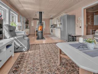 Holiday Home Solfridbu by Interhome - Øyuvstad - 2