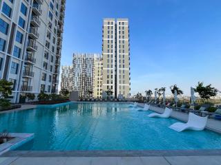 Chic 1BR in Socio Dubai Hills Near Park and Mall - 2