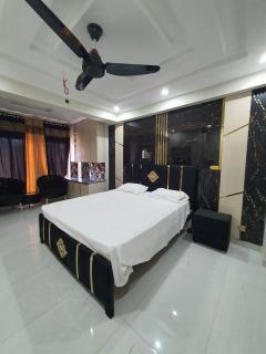 SMJ building - Rawalpindi - 0