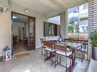 Apartment Zrinka-2 by Interhome - 4