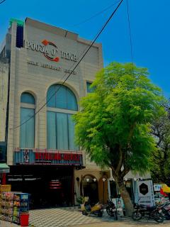 Pooja O Dine - Jagādhri - 0