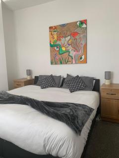 Cosy 2 bedroom home sleeps 5 St Helens, Liverpool contractors welcome - Liverpool - 6