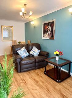 Rotherham Wickersley Village 2 Bedroom Apartment - - 8